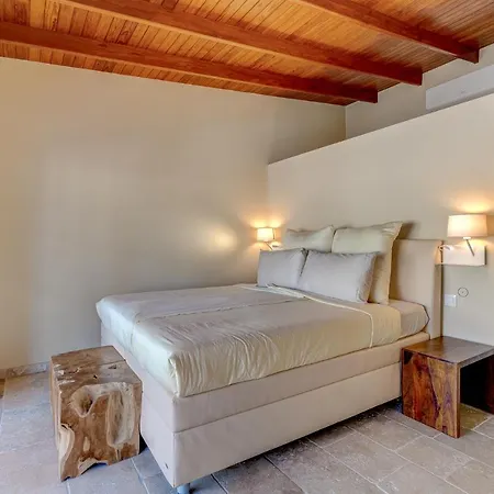 Casa Waldeck En Jardines Del Duque أذيخي
